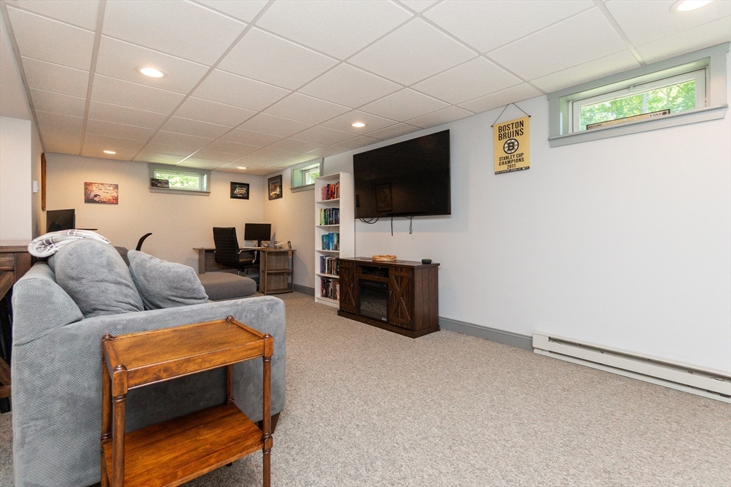 23 Thistledale Rd
