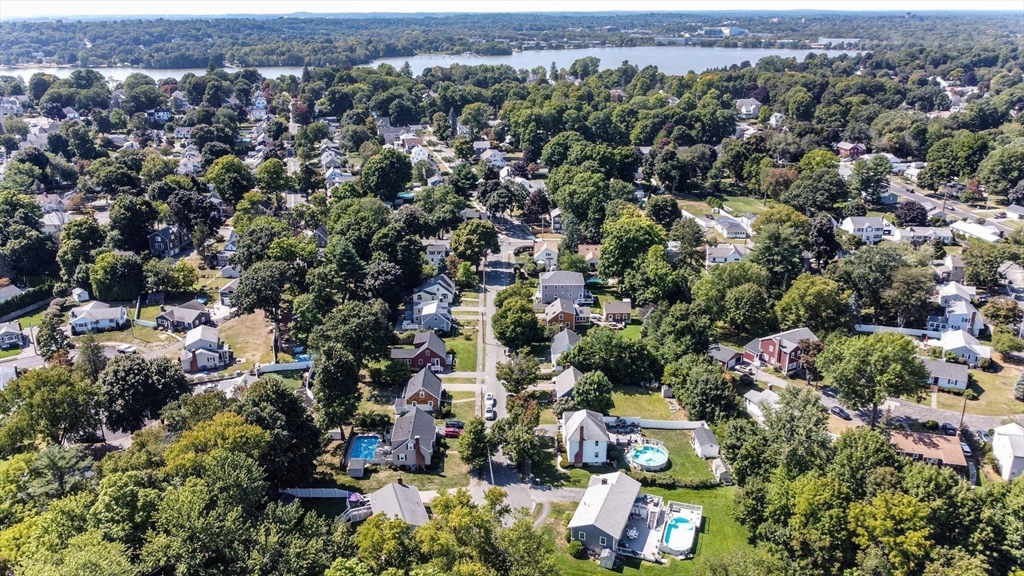 23 Thistledale Rd