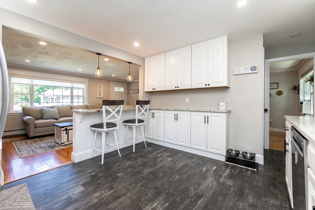 23 Thistledale Rd