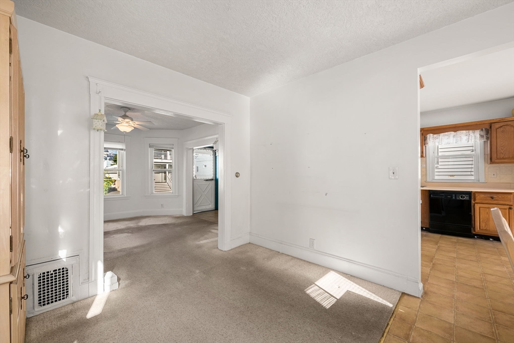 18 Edith St
