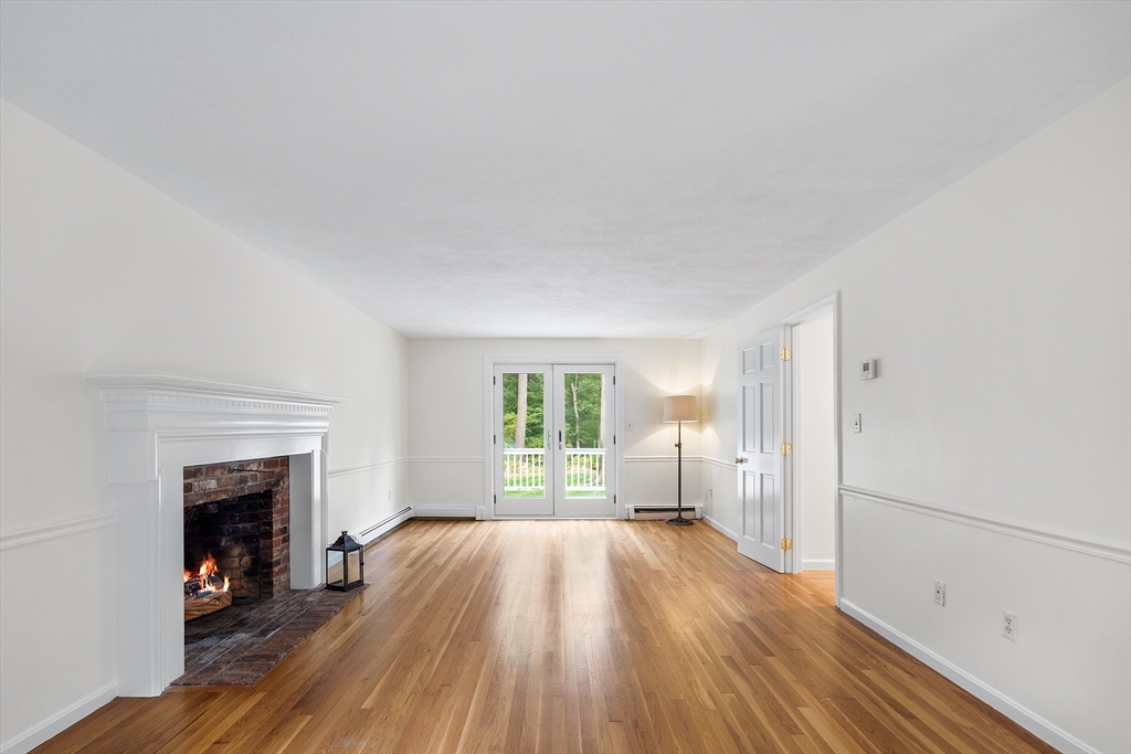 53-B Pond St