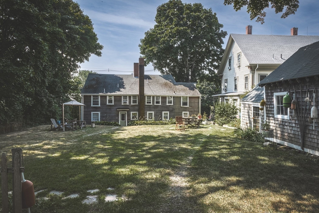 26 East St