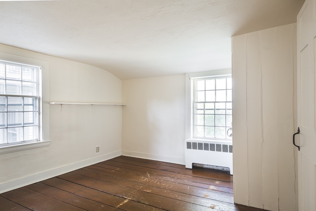 26 East St