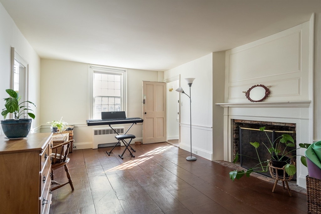 26 East St