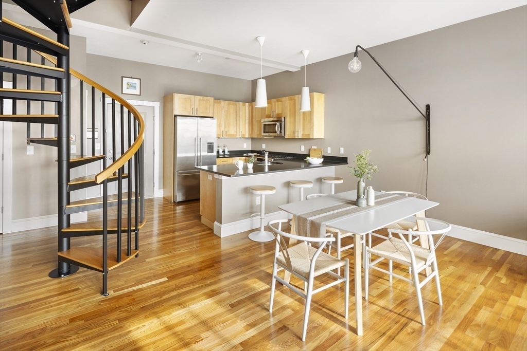 80 Webster Avenue # 4C