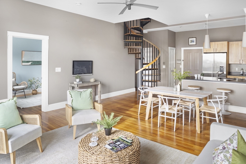80 Webster Avenue # 4C