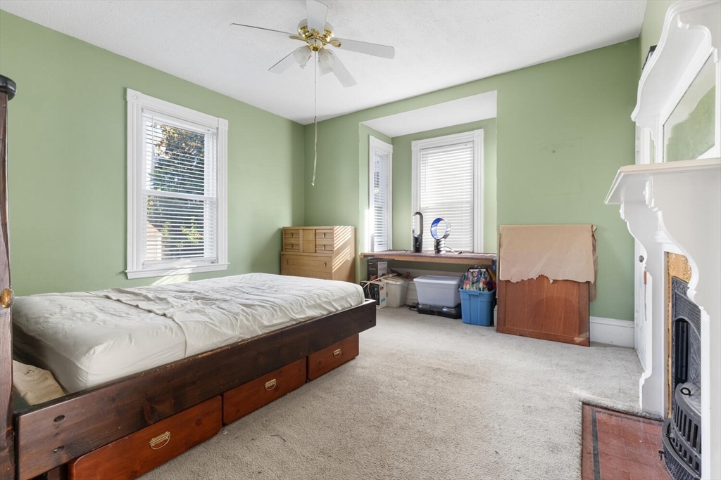 14 Islington St