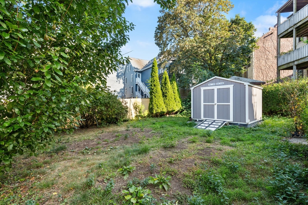14 Islington St