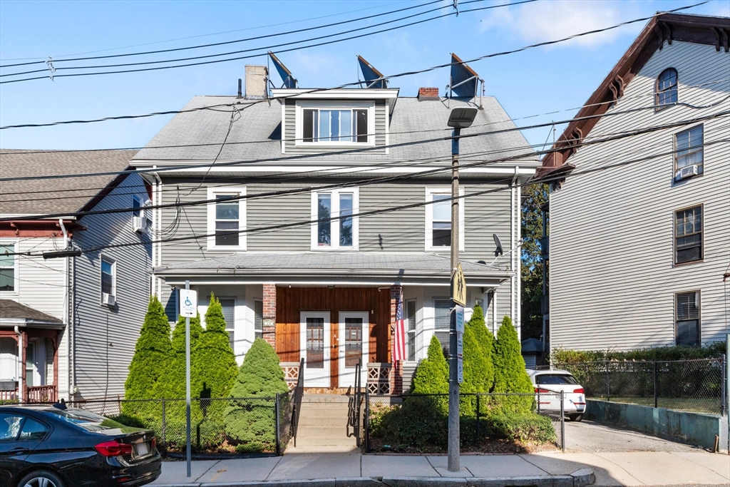 14 Islington St