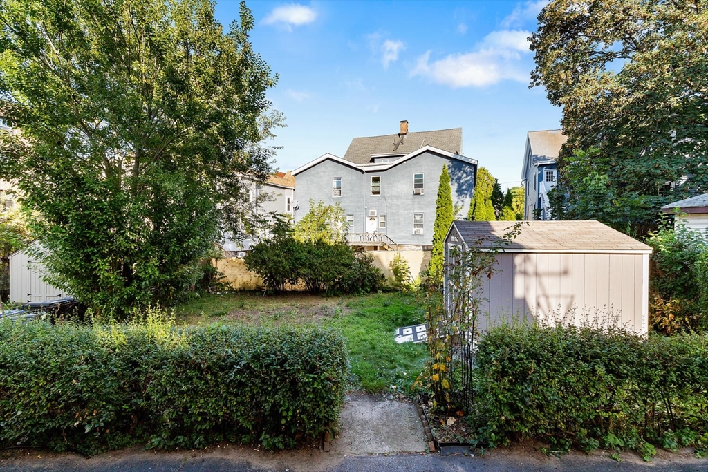 14 Islington St