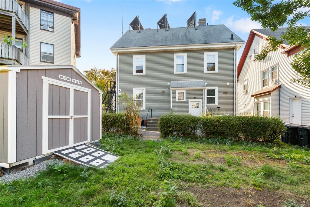 14 Islington St
