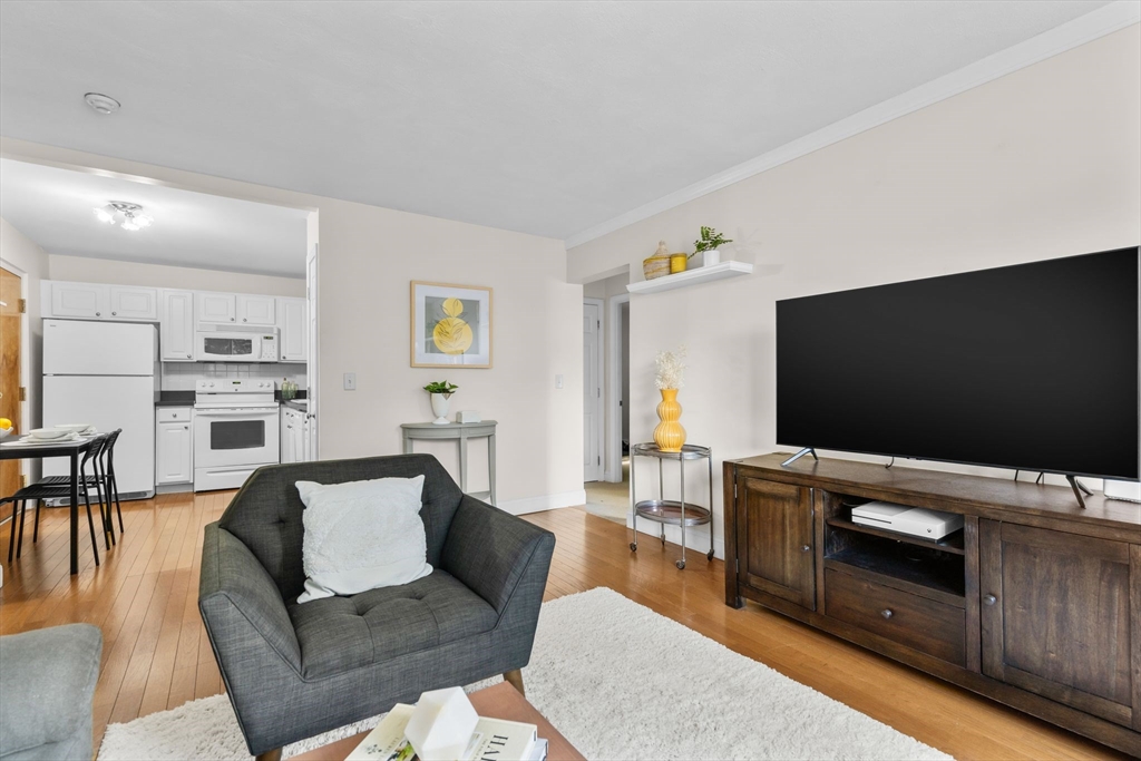 326 Broadway # 13