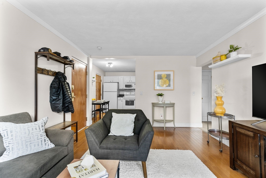 326 Broadway # 13