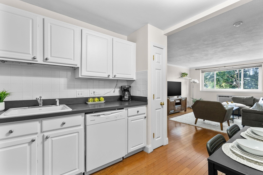 326 Broadway # 13