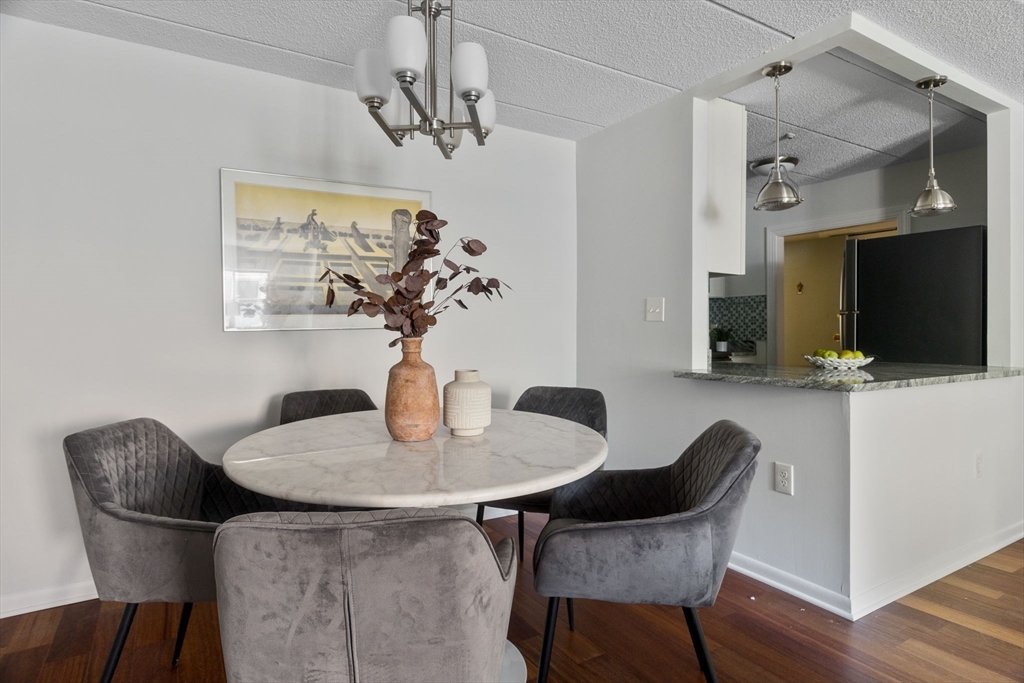 44 Concord Ave # 202
