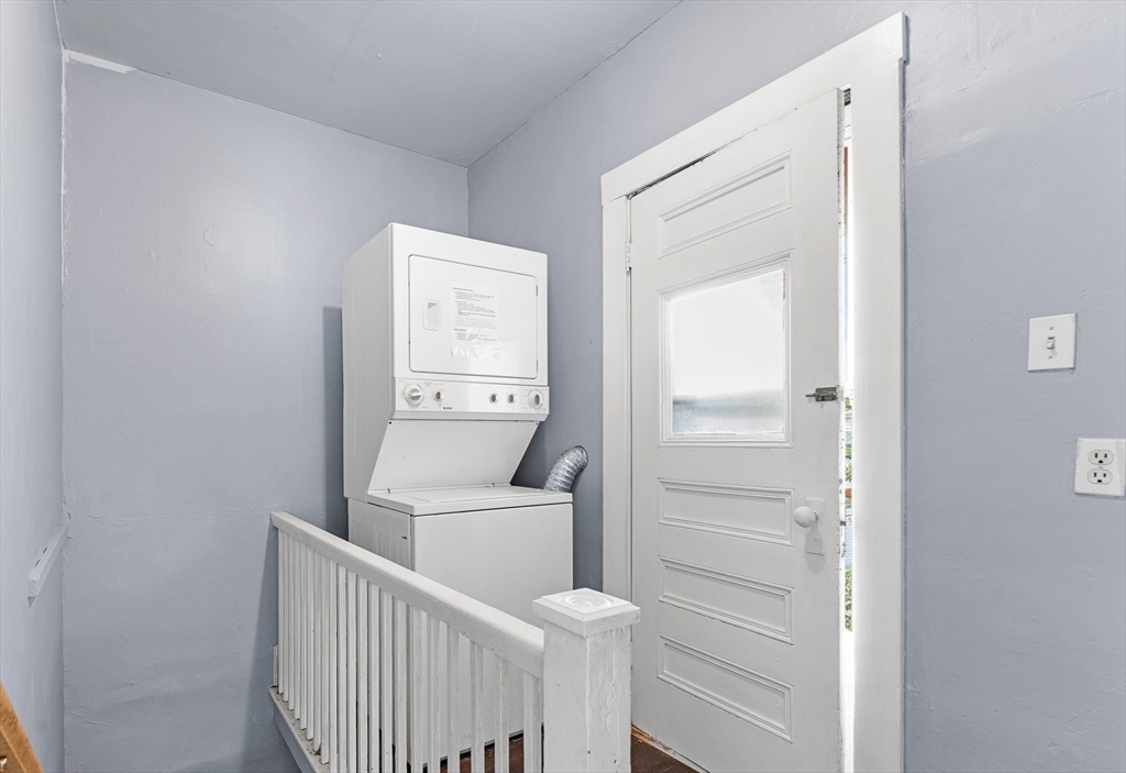 27 Alexander Ave # 29