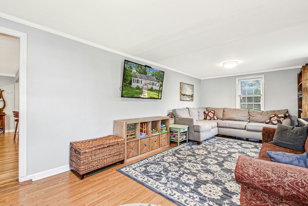 42 Lillian St