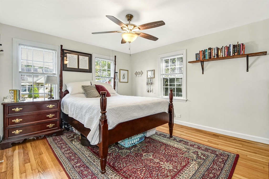 42 Lillian St