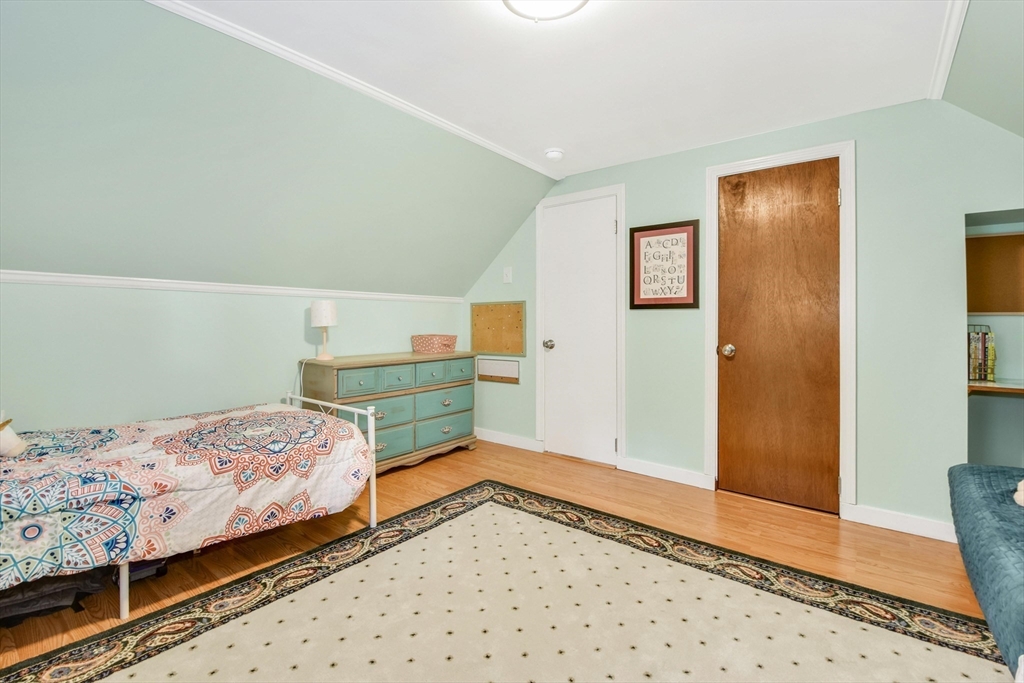 42 Lillian St