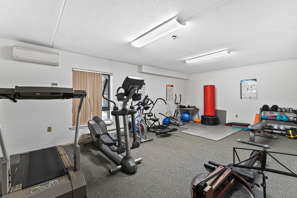 190 High St # 407