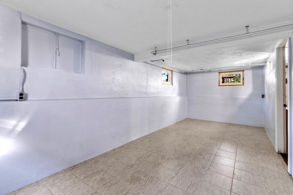 108 Derby Rd