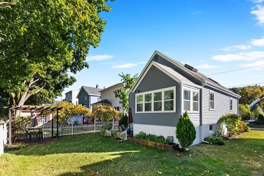 108 Derby Rd