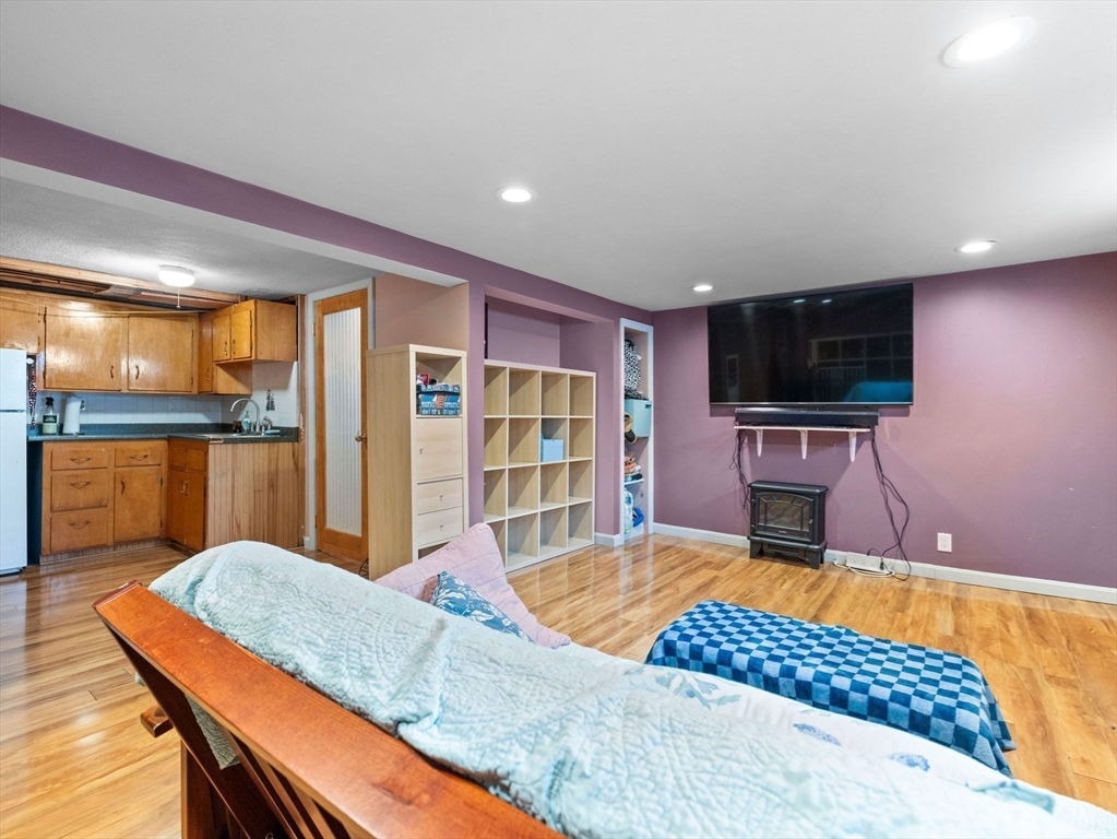 91 Vernon St