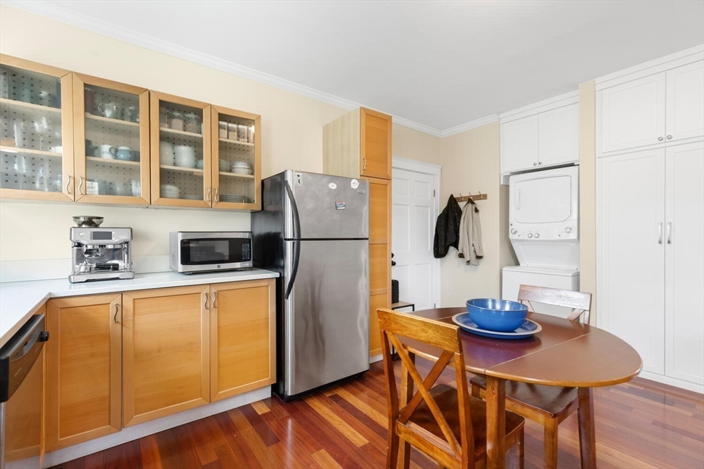 15 Millmont Street # 1