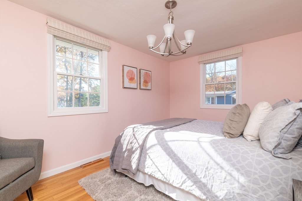 121 Elderberry Cir