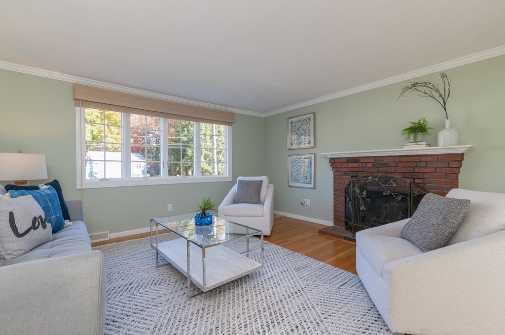 121 Elderberry Cir