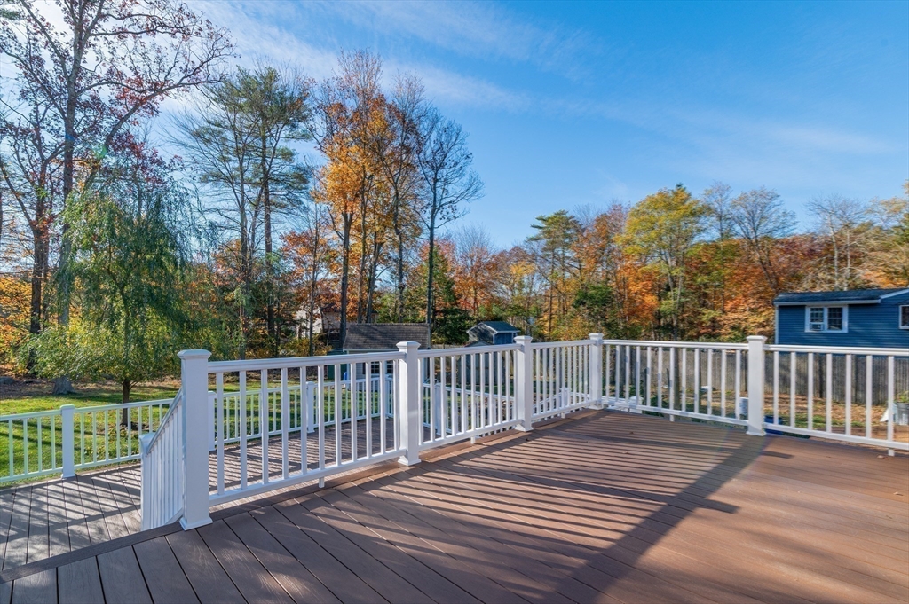 121 Elderberry Cir