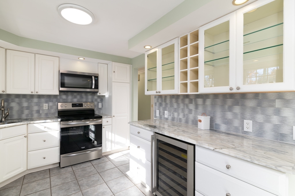 121 Elderberry Cir