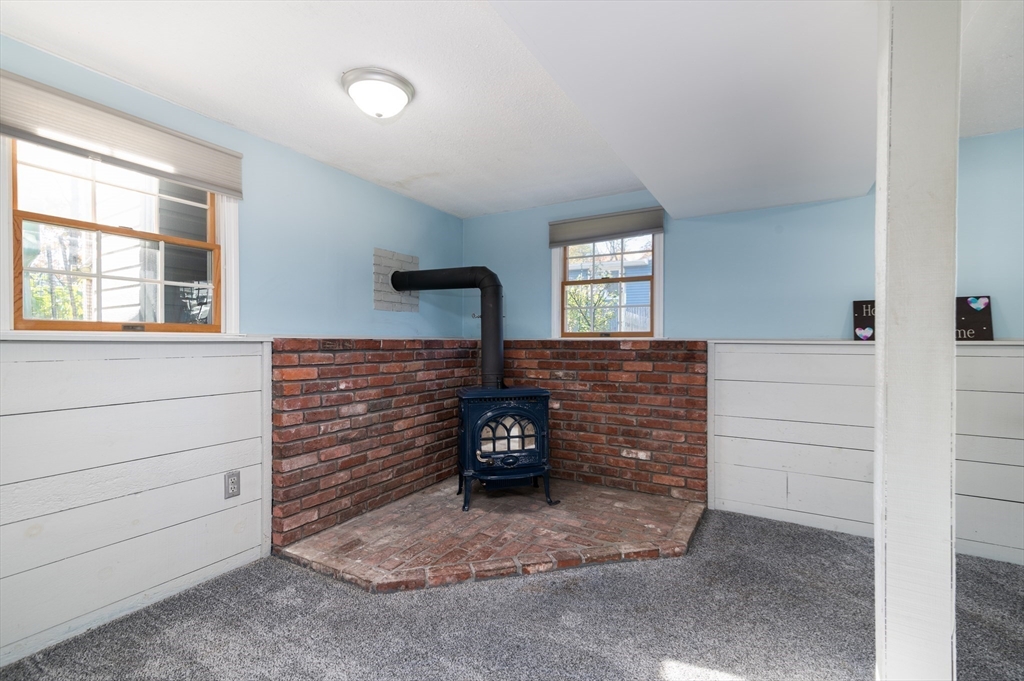 121 Elderberry Cir