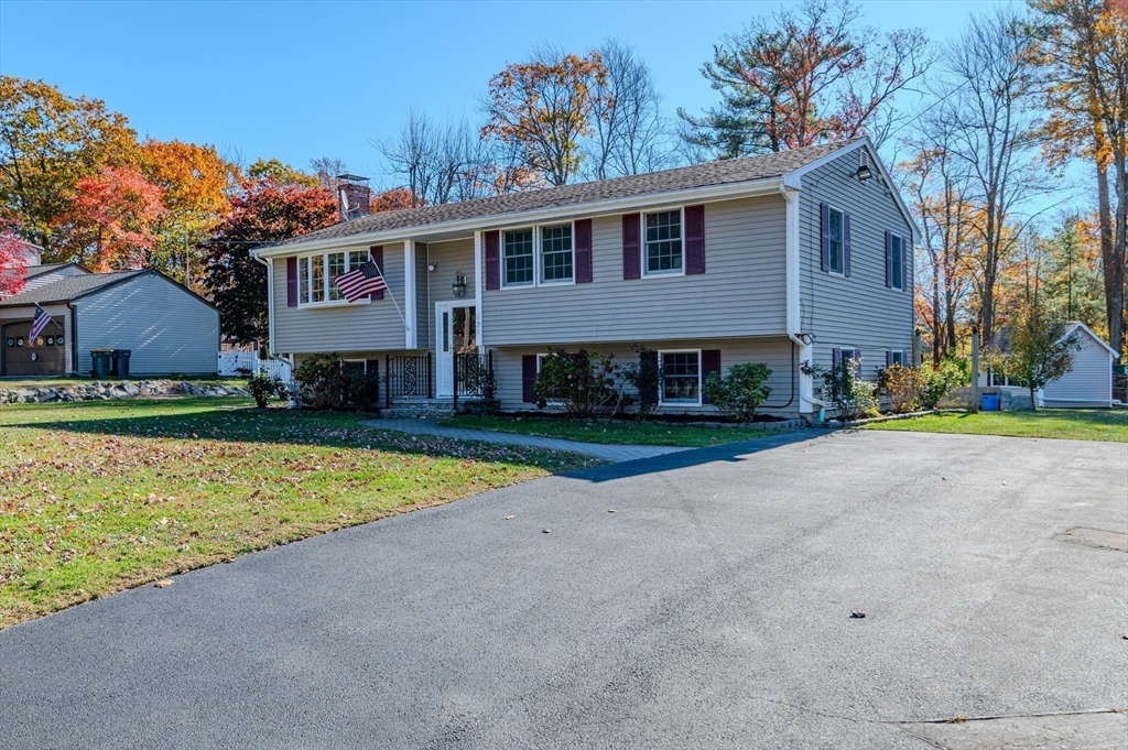 121 Elderberry Cir