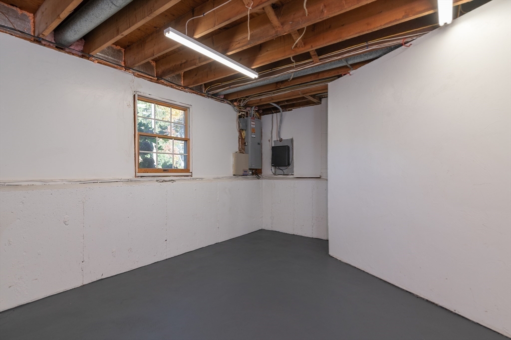 121 Elderberry Cir