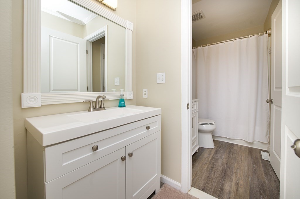 7 Pamela Ln # 7