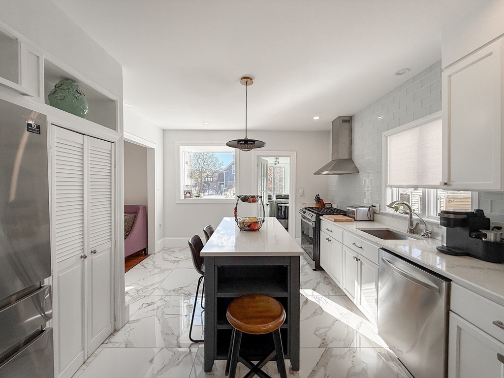 66 Hillside Ave