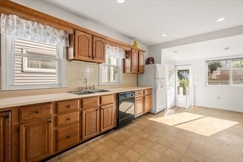 18 Edith St Unit: -