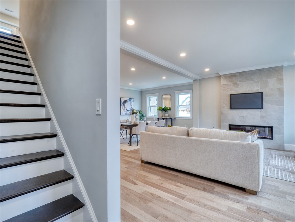 234 Riverside Ave # 2