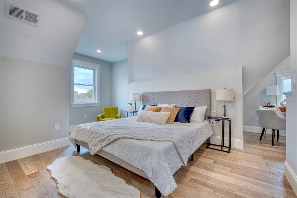234 Riverside Ave # 2