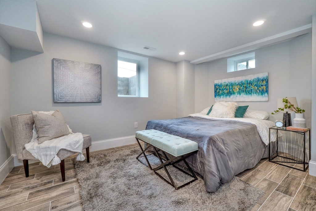 234 Riverside Ave # 2