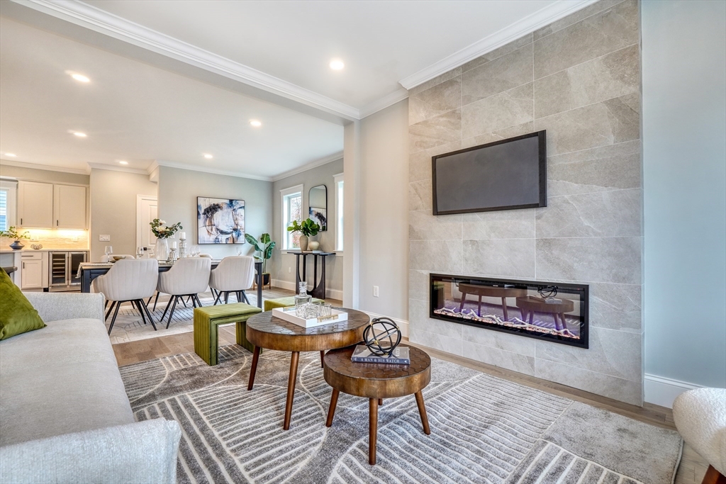 234 Riverside Ave # 2