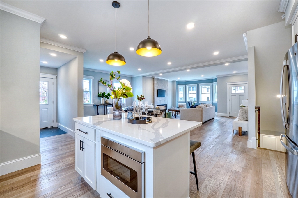 234 Riverside Ave # 2