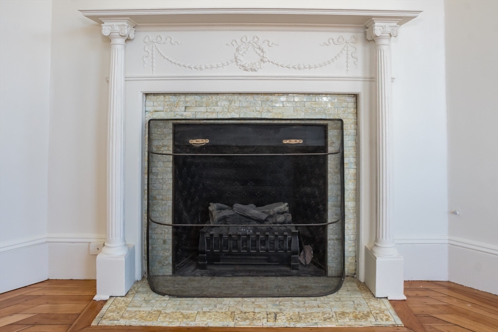 406 Centre St # 1