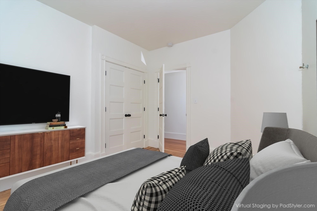 406 Centre St # 1