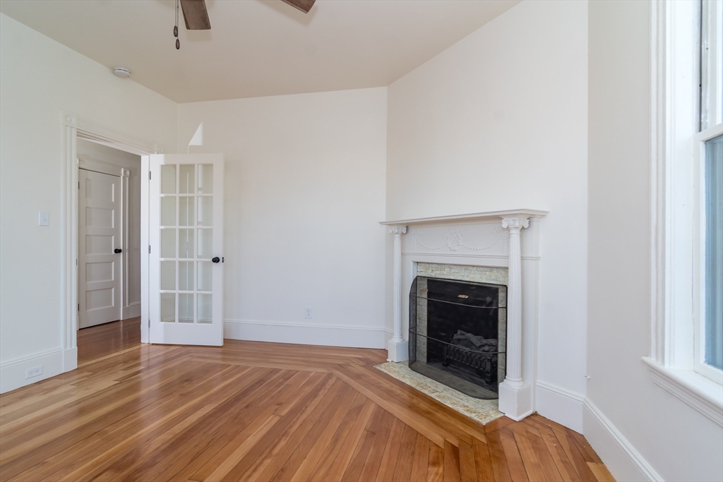 406 Centre St # 1