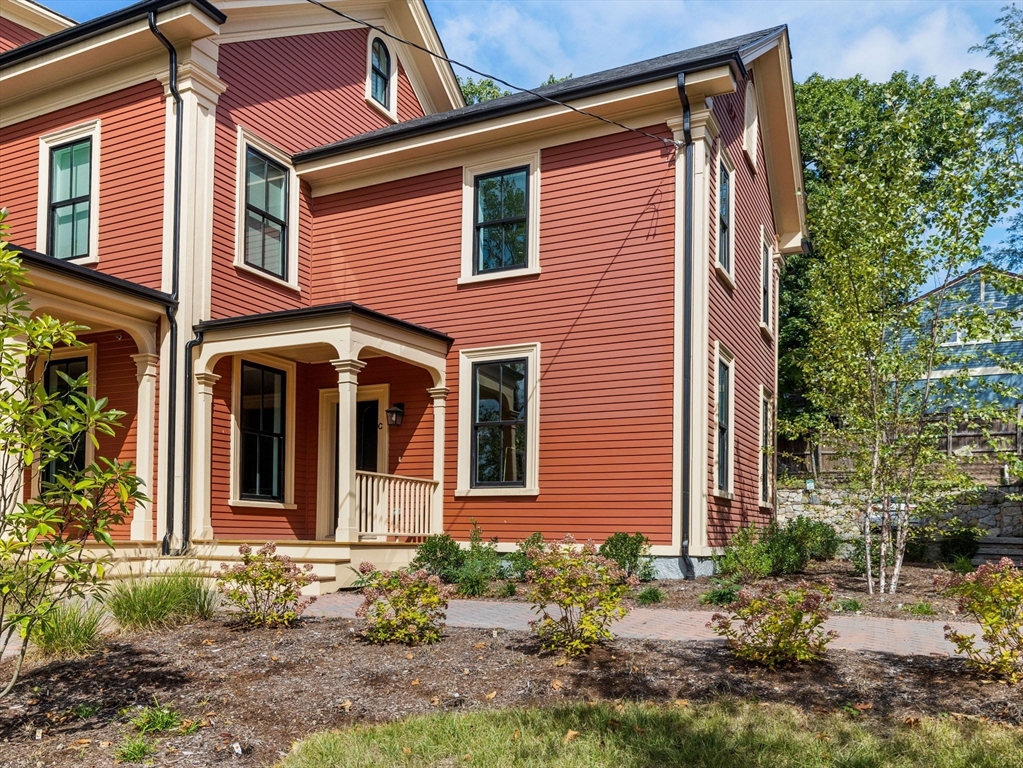 9 Aldersey Street # C