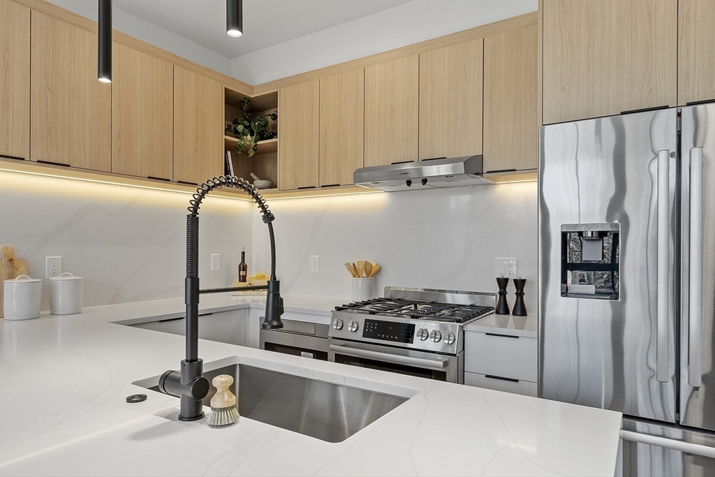 131 Fifth St # 3