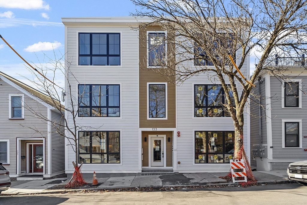 131 Fifth St # 3