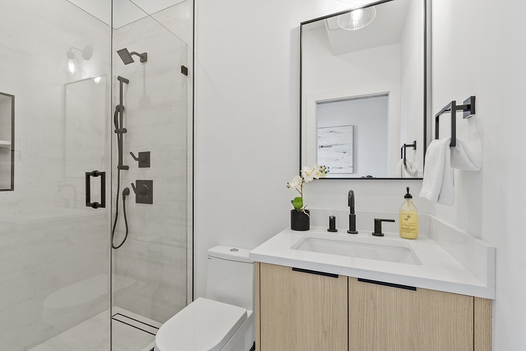 131 Fifth St # 3
